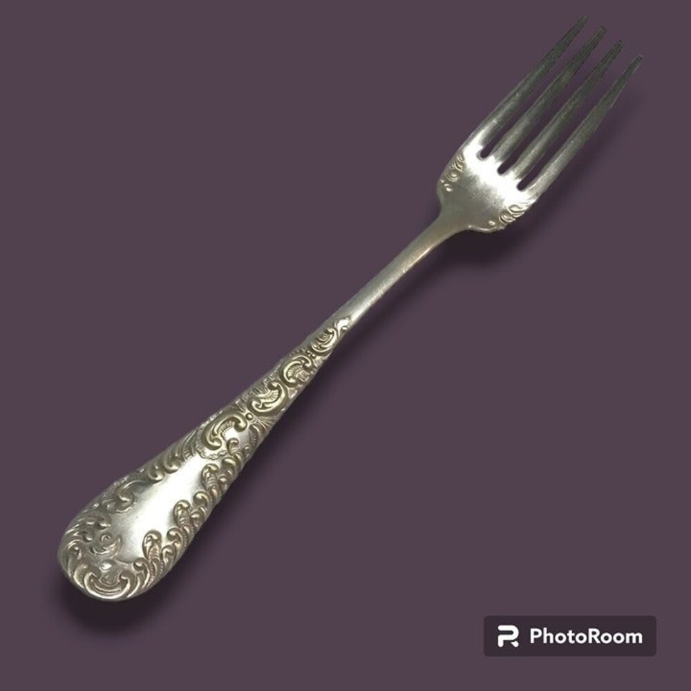 Oneida Silver Raymond Youth Child Fork-1898-Silverplate-Scrolls-Gold Overlay